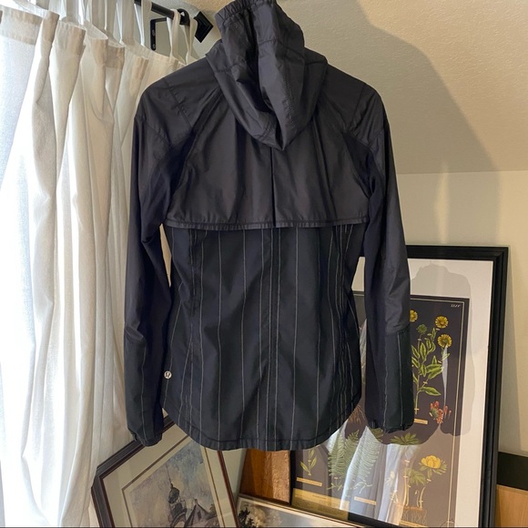Lululemon Athletica Reflective Running Jacket with Asymmetrical Zipper - Picture 6 of 11